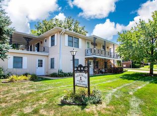 201-203 S Market St, Washington, IL 61571