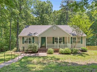 8 Riverside Dr, Palmyra, VA 22963