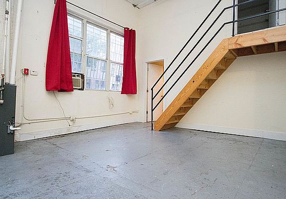4th image of 175 Stockholm St APT 107