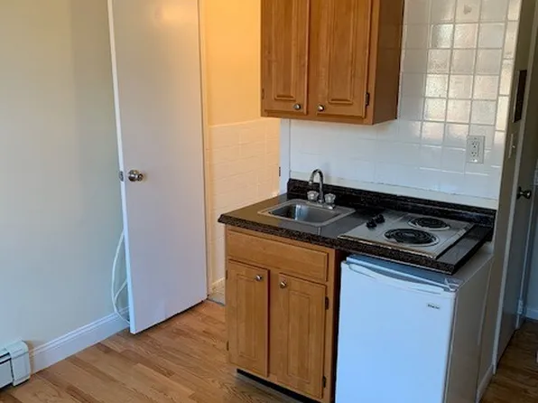 67 S Huntington Ave APT 6, Jamaica Plain, MA 02130