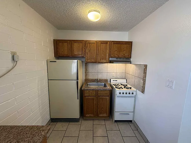 5433 E 30th St #D — Photo 5