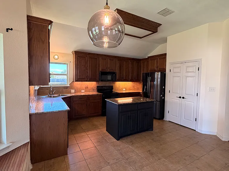 3116 Sarita Cv — Photo 15