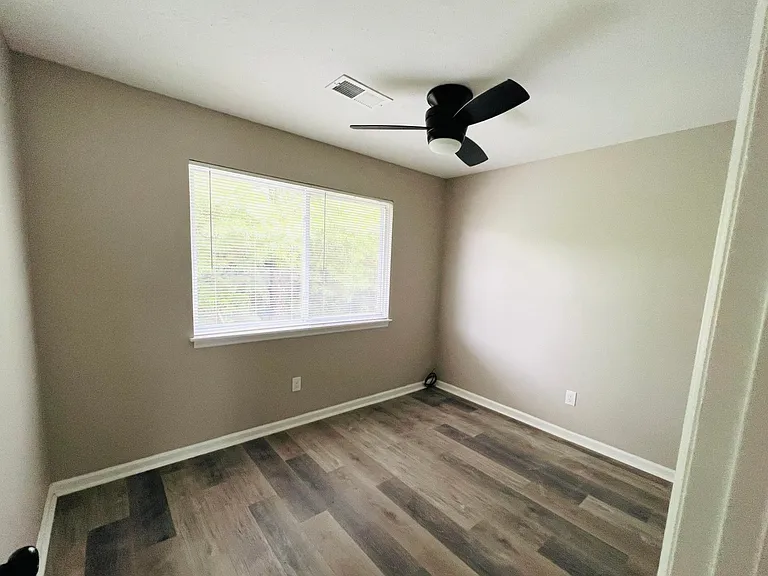 2824 Snow Rd — Photo 8