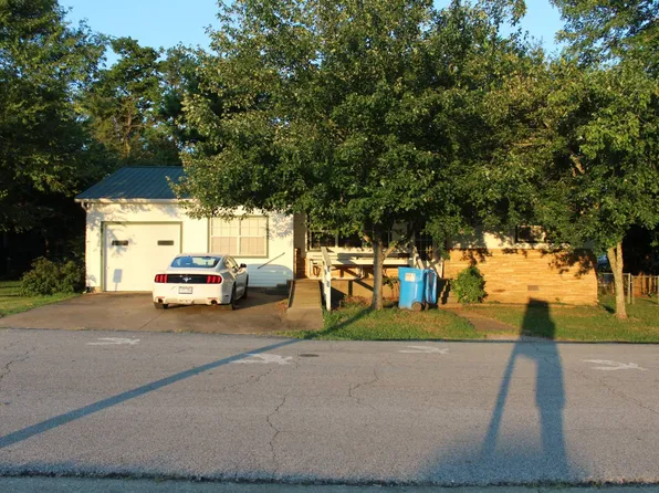 310 Polk St, Huntsville, AR 72740