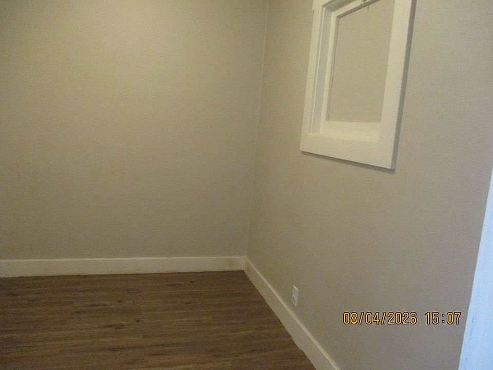 Building Photo 3