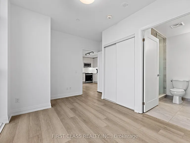 286 Main St #Penthouse 1 — Photo 28