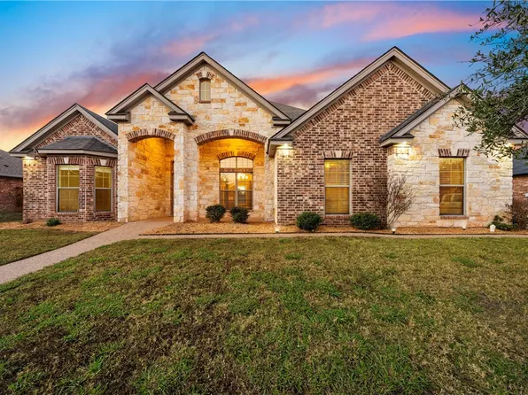 343 S Cedar Ridge Cir, Robinson, TX 76706