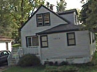 7605 Hickory Rd, Wonder Lake, IL 60097