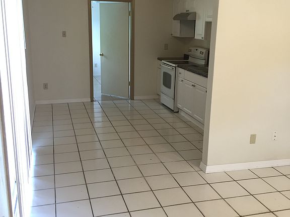 2nd image of 3267 51st Avenue Dr W