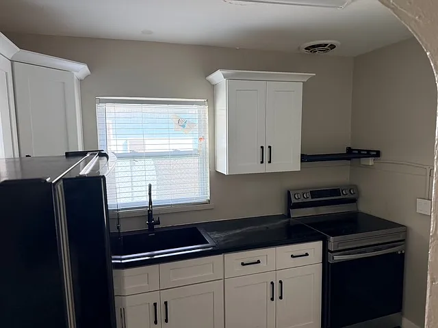 3924 Highland St S — Photo 5