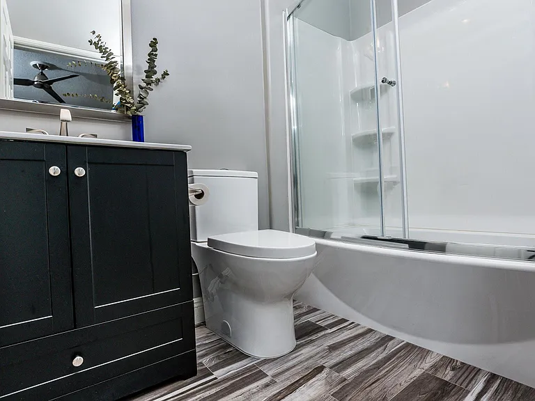 1154 N Sycamore Ave #7 — Photo 13