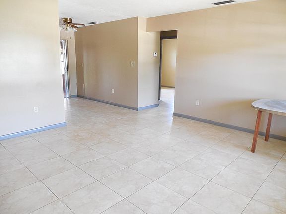 3rd image of 2317 Saint Lucie Blvd APT B