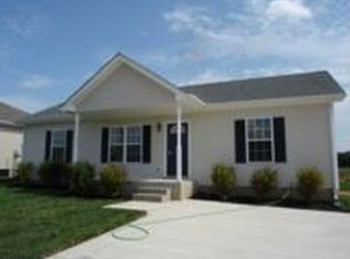 532 Oakmont Dr, Clarksville, TN 37042