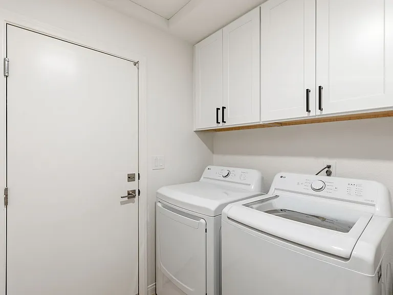 10606 Zingali Ct — Photo 28
