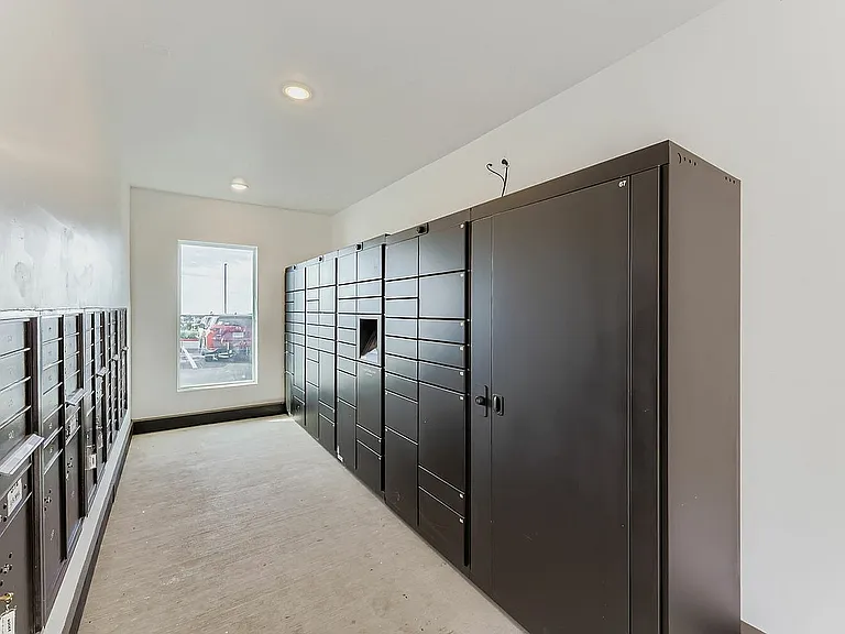 Stone Mesa Package Locker