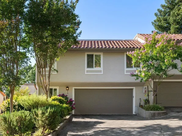 206 Paseo Bernal, Moraga, CA 94556