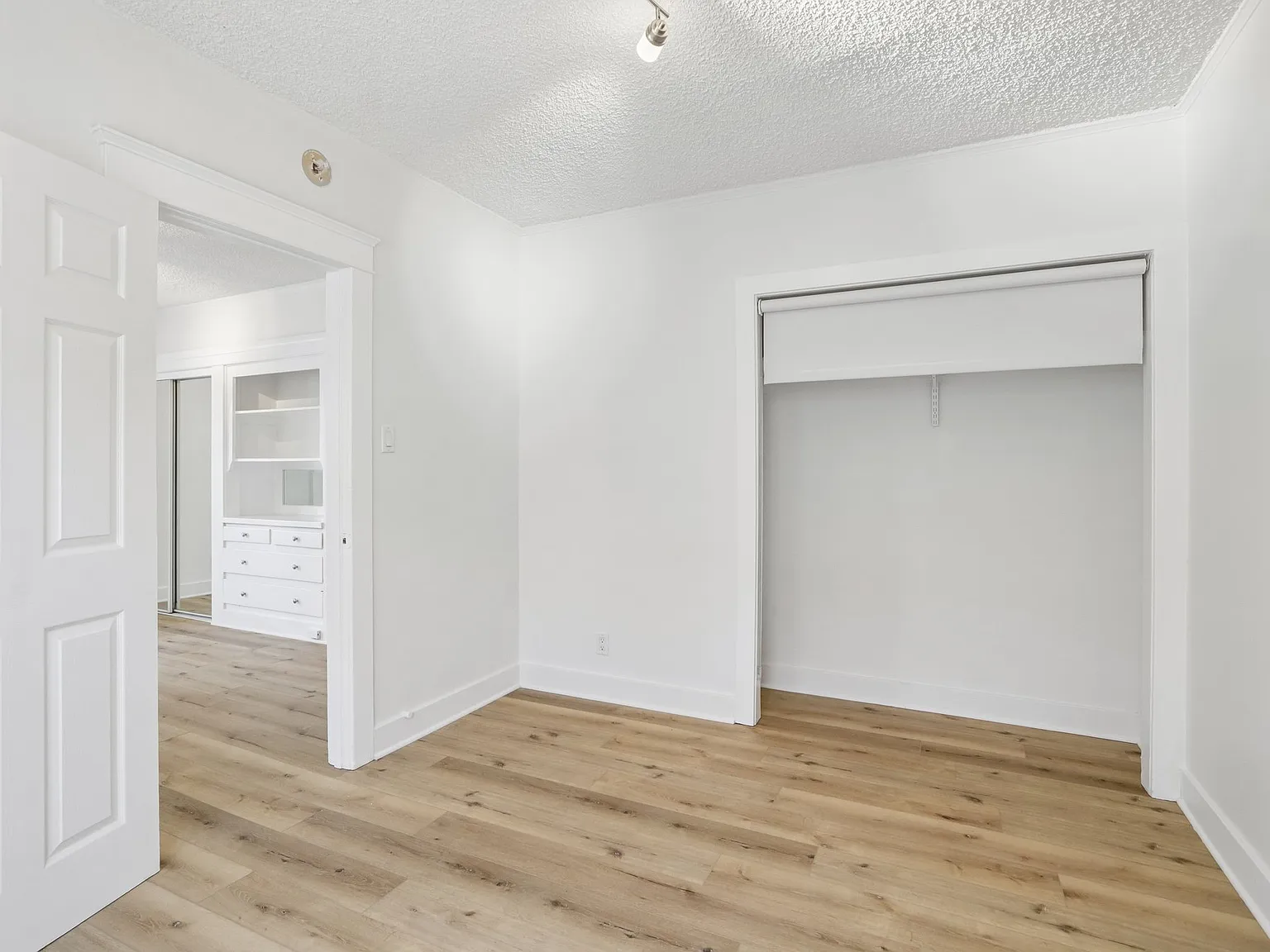 1 bed, 600 sqft, $2,050 — Photo 3