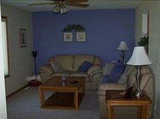 318 N 13th Ave #B, Monroe, WI 53566