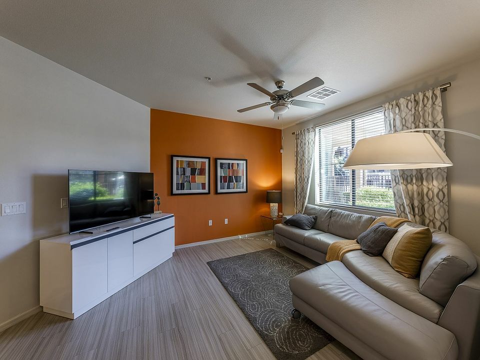 Model Living Room