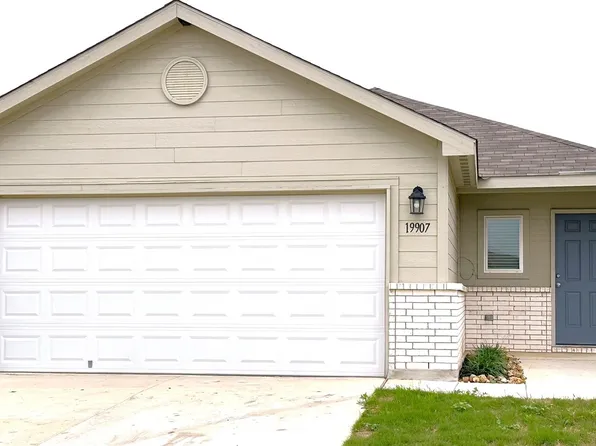 19907 Wyatt Earp Way, Lytle, TX 78052