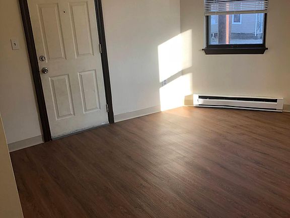 4th image of 177 Essex St APT 2