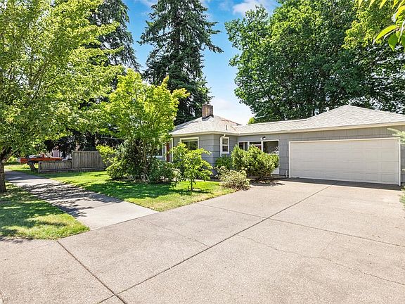 2nd image of 543 SE 7th Ave