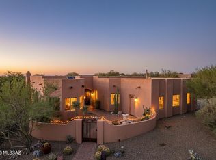 851 E Florida Saddle Ct, Green Valley, AZ 85614