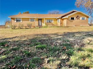 11180 Econtuchka Rd, Prague, OK 74864