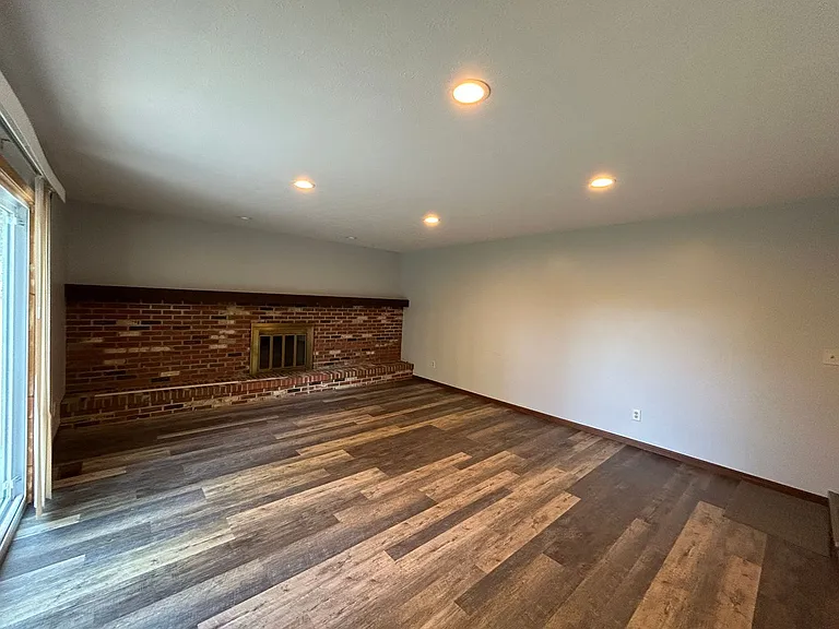 8659 Groveside Dr — Photo 39