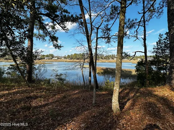 801 Johns Orchard Lane, Wilmington, NC 28411