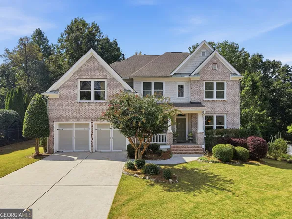 7451 Shady Glen Dr, Flowery Branch, GA 30542
