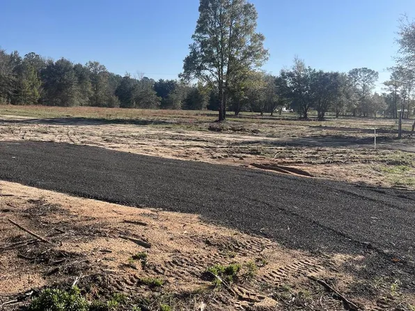 6711 Rolling Hills Rd, Pensacola, FL 32505