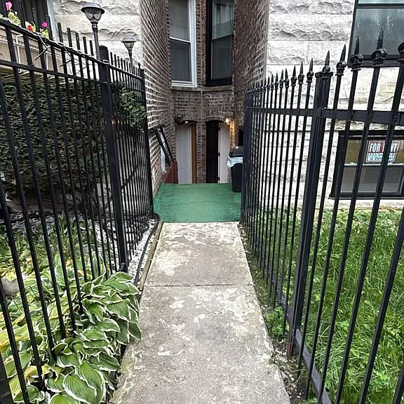 3261 W Fulton Blvd #G — Photo 5