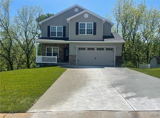 5426 Ashley Dr N, Whitehall Township, PA 18059