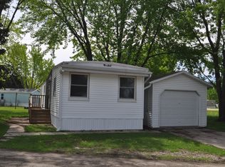 6 Blue Jay Ln, North Fond Du Lac, WI 54937