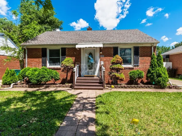 1703 Glenwood Ave, Joliet, IL 60435