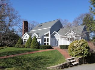 4 Alcott Way, Beverly, MA 01915