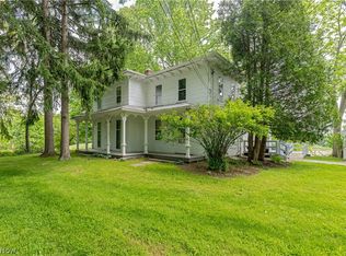 1740 W Comet Rd, New Franklin, OH 44216