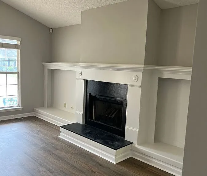 6670 Saganaw Dr — Photo 3