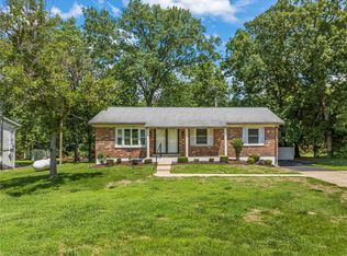 1119 Edgewood Dr, Festus, MO 63028