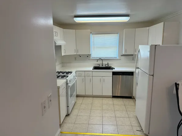 (undisclosed Address), Ronkonkoma, NY 11779