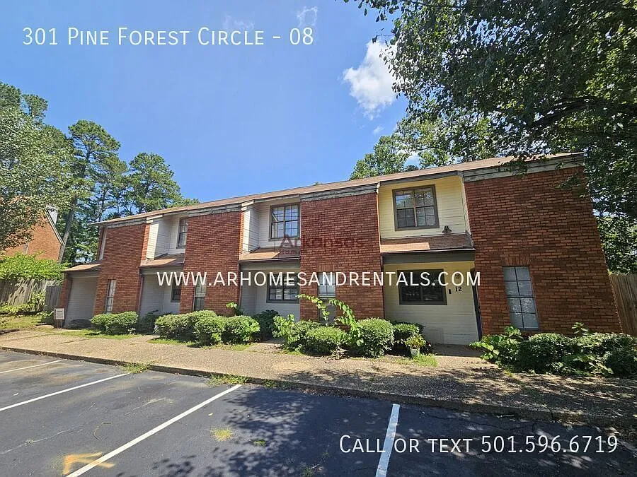 301 Pine Forest Cir #8
