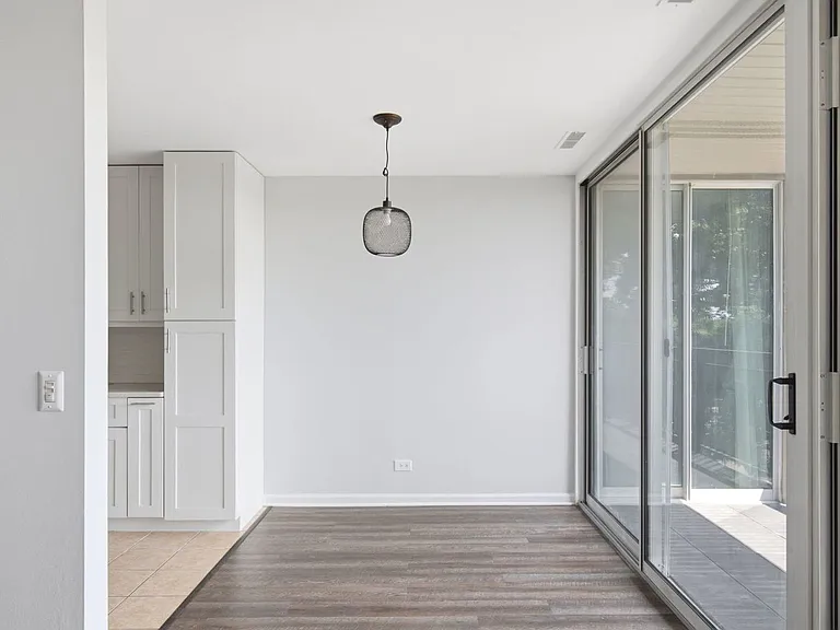 5950 Oakwood Dr #4A — Photo 3
