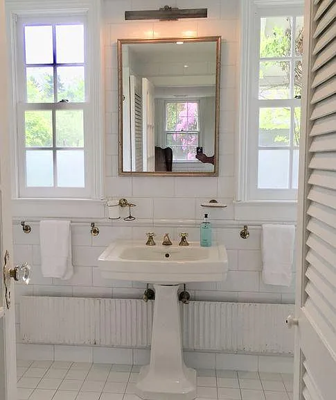 8 Tuthill Point Rd — Photo 11