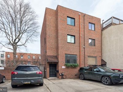 429 Gaskill St, Philadelphia, PA, 19147