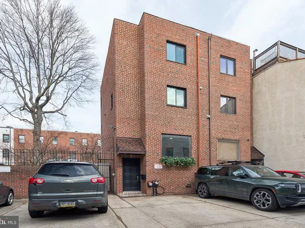 429 Gaskill St, Philadelphia, PA 19147