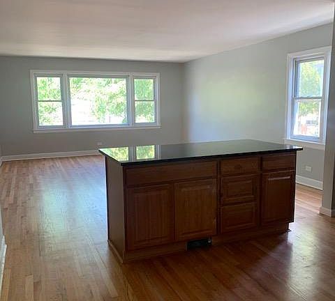 5th image of 8056 Knox Ave Unit 2