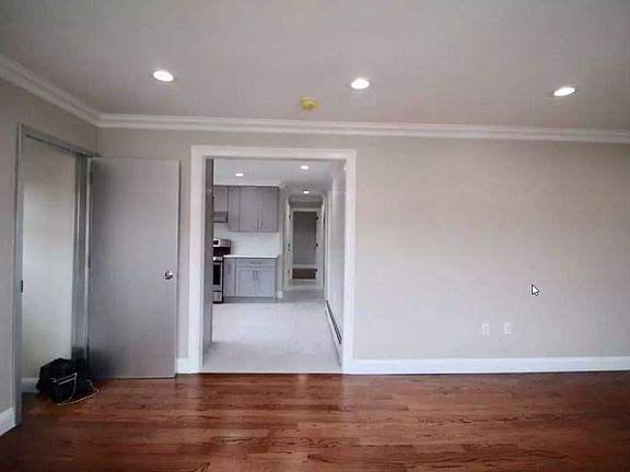 4th image of 43-62 164th St #2