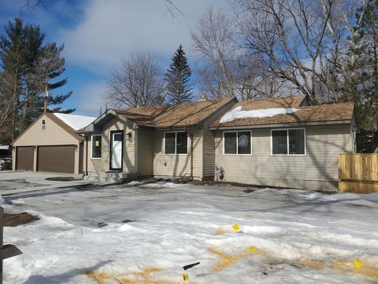 1891 Lake Ln, Arden Hills, MN 55112