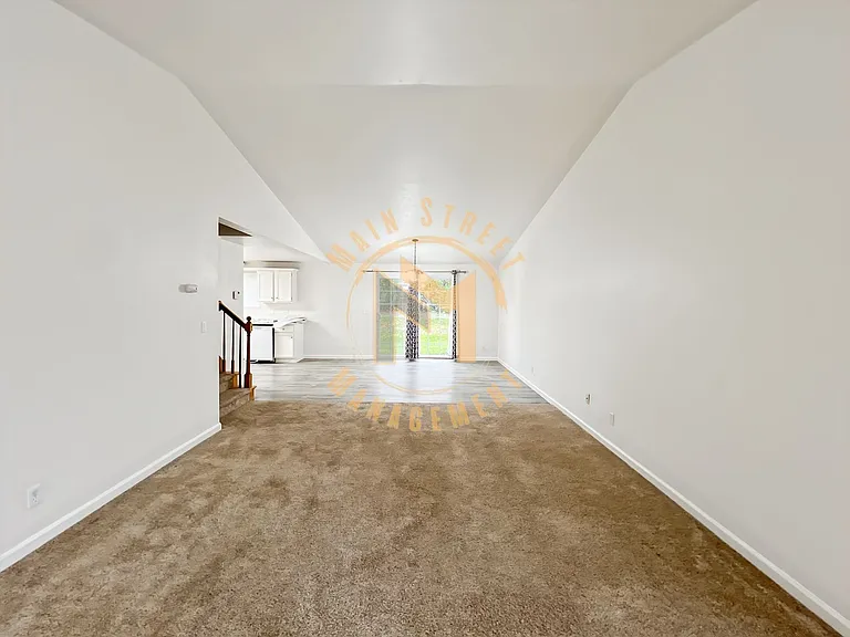 466 S Good Hope Rd — Photo 13